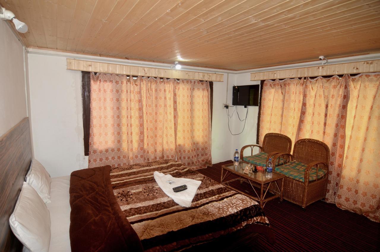 ホテルKashmir House Pahalgām エクステリア 写真